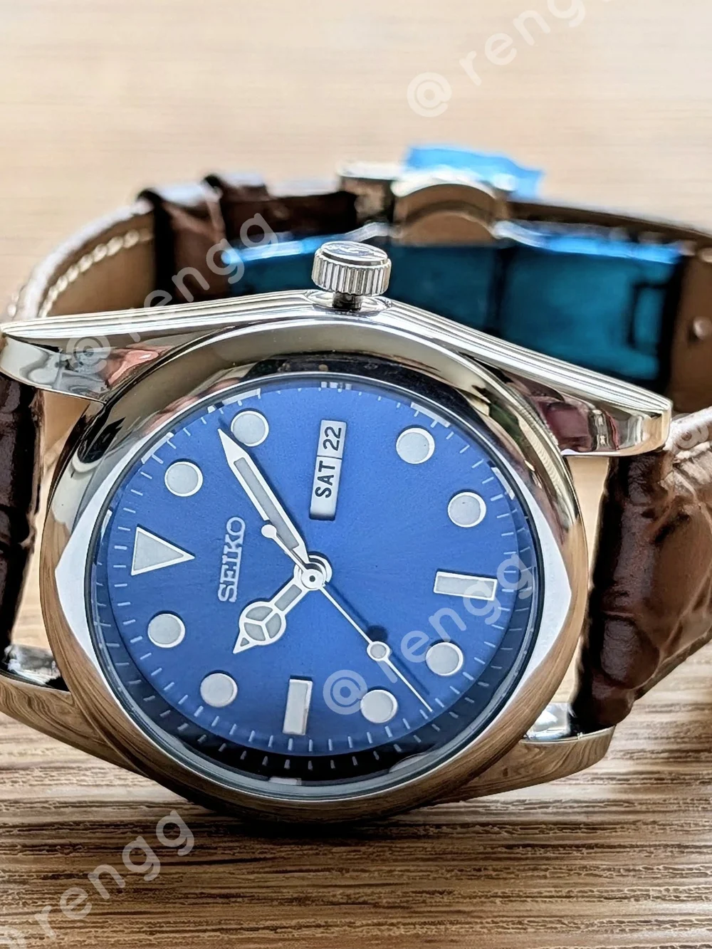 37mm Seiko Blue Dial Brown Leather Strap Mens Mod Dress Watch